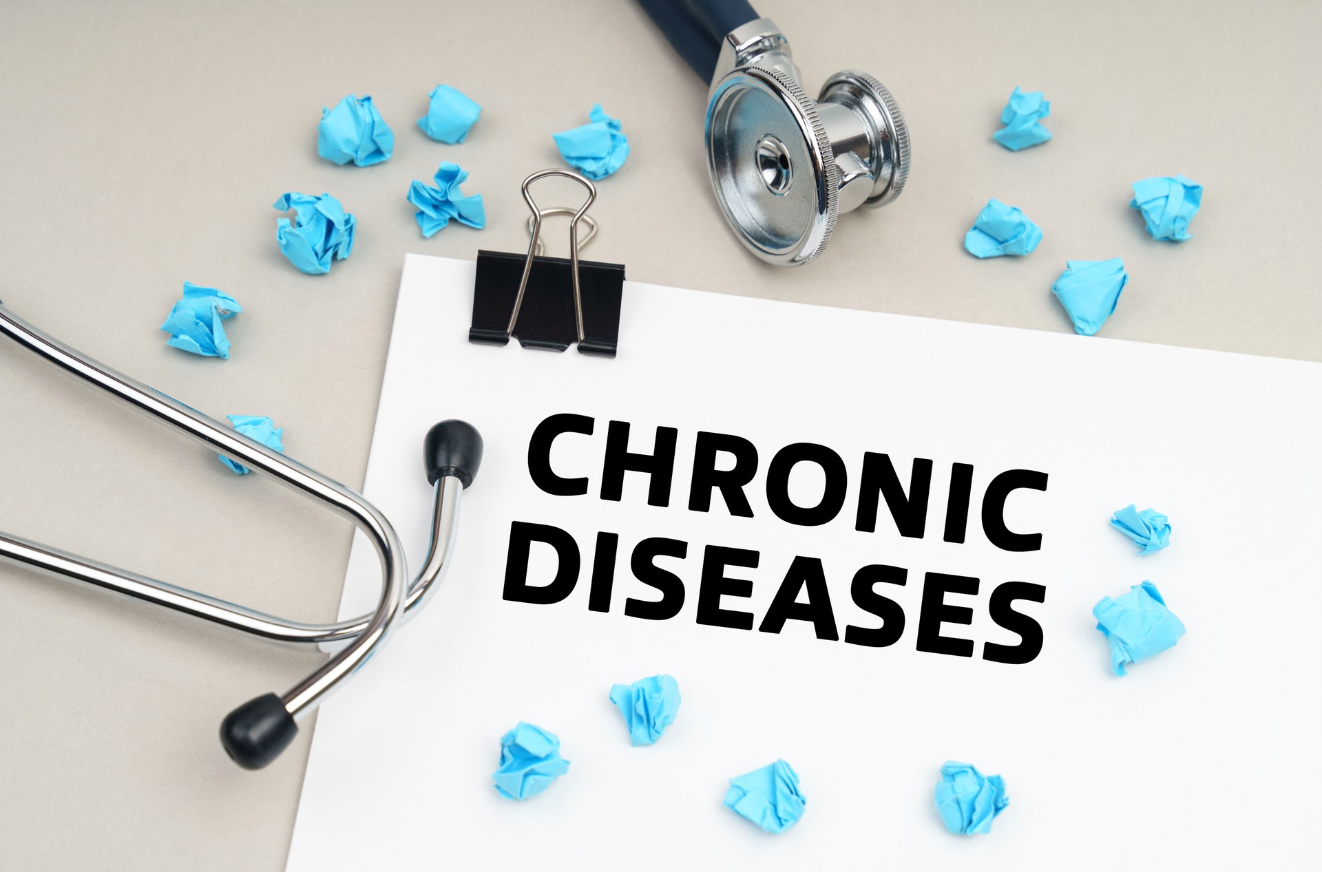 Pain and neurological chronic diseases
